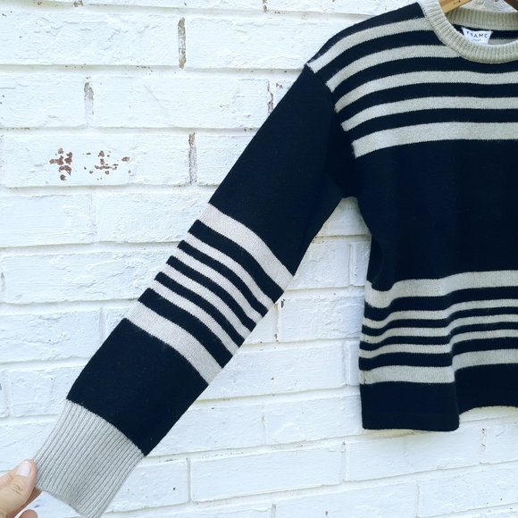 Frame Cashmere Bone & Noir Structure Stripe - Picture 4 of 5